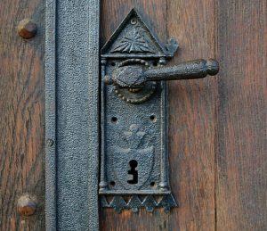 old-church-door-architecture-pixabay